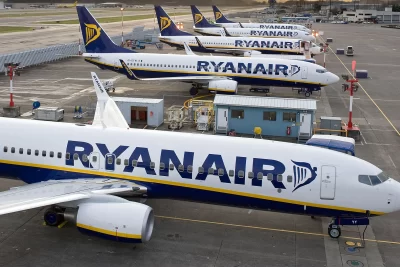 ryanair, aviones, low cost, las aerolíneas, bajo coste, guerra de irán, españa, berlín, tasas aeroportuarias, alemania, empleados