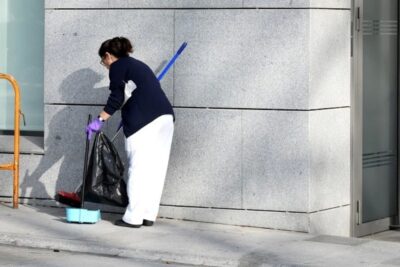 trabajadora limpieza
